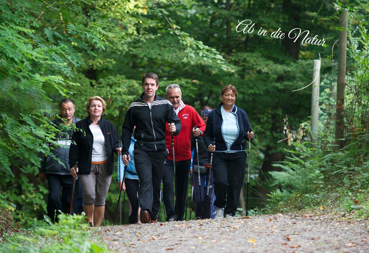 Gasthof "Zur Bahn" Lassnitzhoehe Esterno foto
