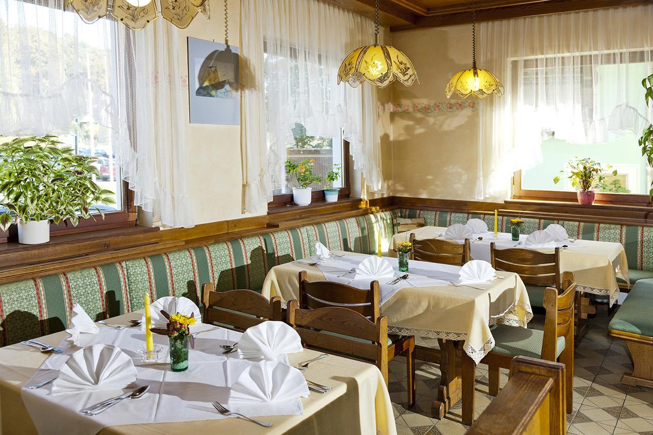Gasthof "Zur Bahn" Lassnitzhoehe Esterno foto